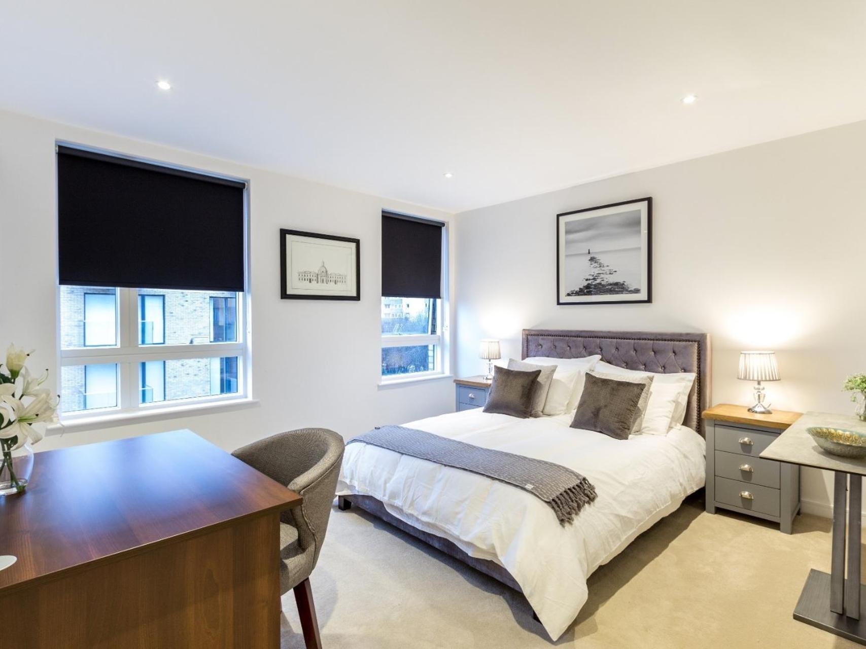 2 Bed Property Close To Heathrow Airport Hounslow Buitenkant foto