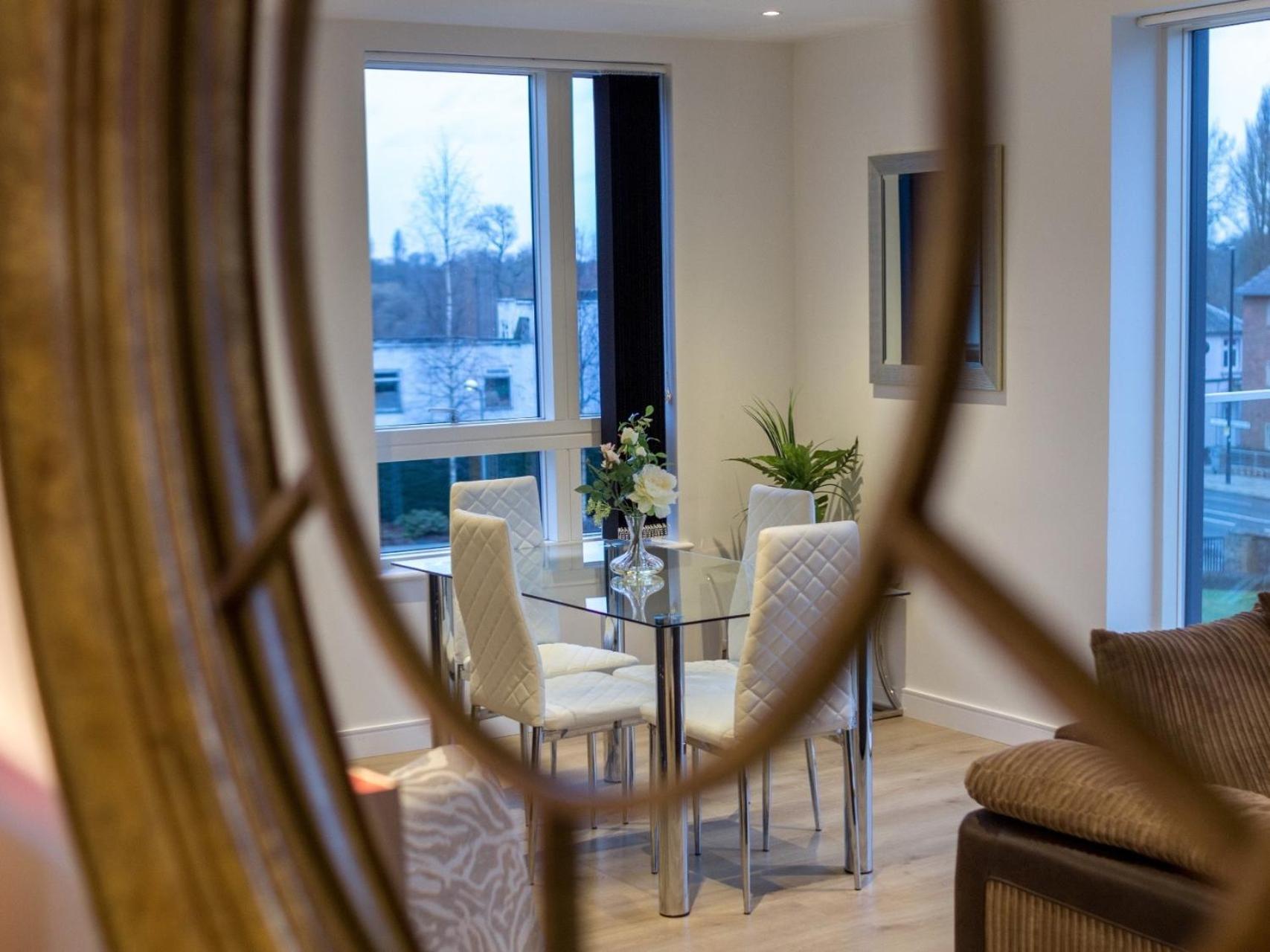 2 Bed Property Close To Heathrow Airport Hounslow Buitenkant foto