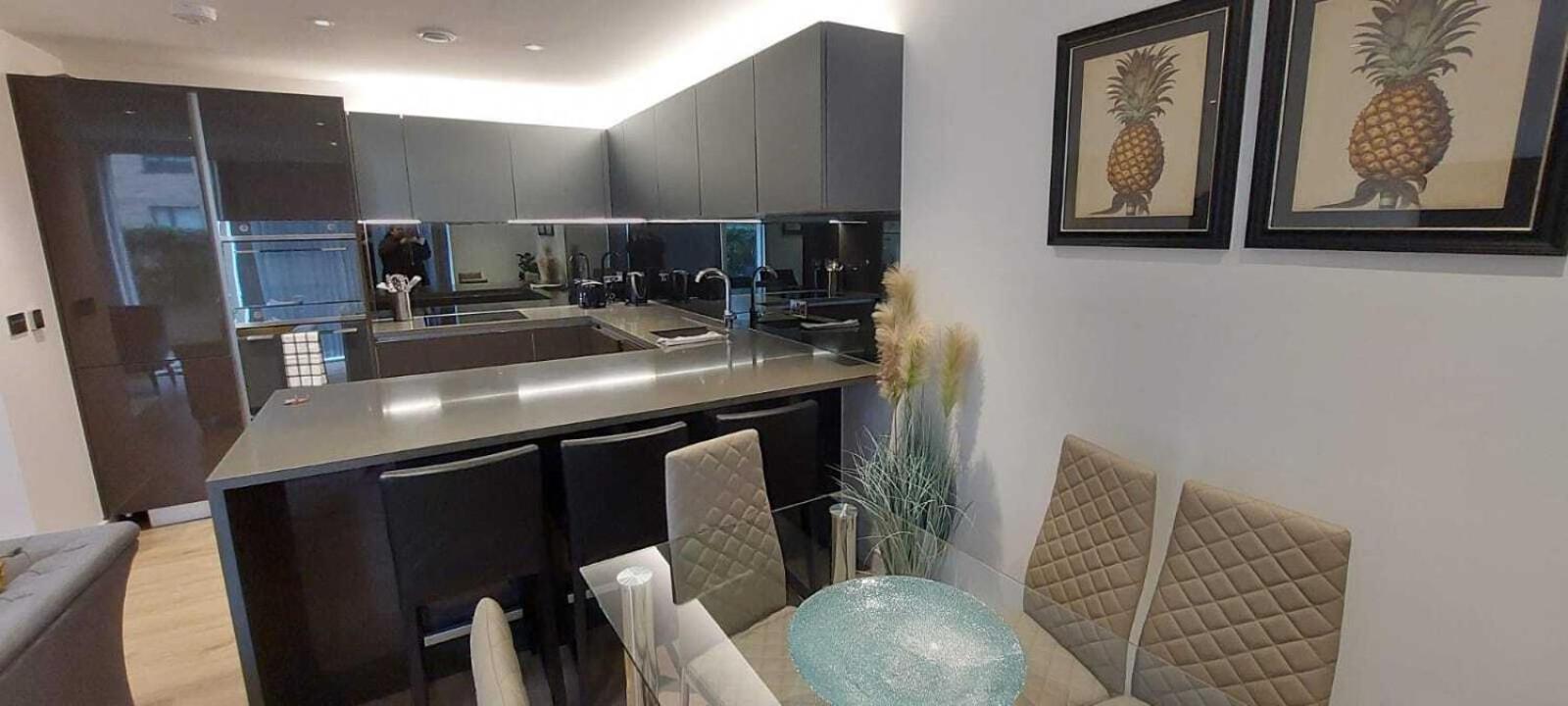 2 Bed Property Close To Heathrow Airport Hounslow Buitenkant foto