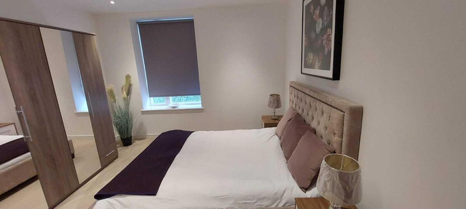2 Bed Property Close To Heathrow Airport Hounslow Buitenkant foto
