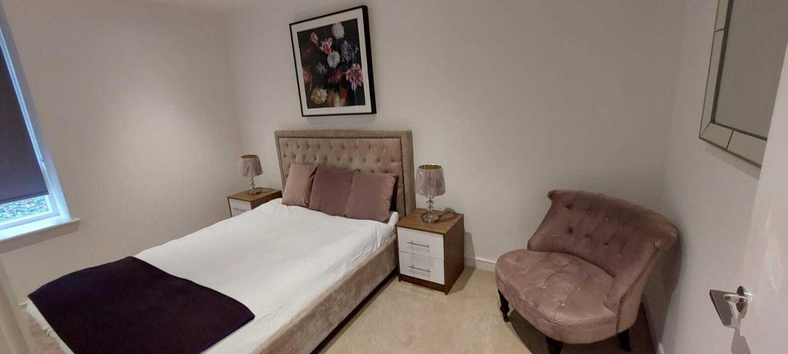 2 Bed Property Close To Heathrow Airport Hounslow Buitenkant foto